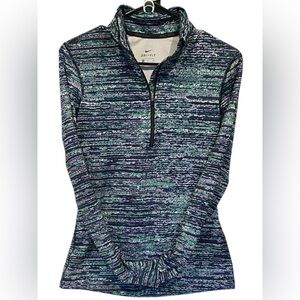 💚 Nike Women's DRI-FIT Half-Zip Pullover in Navy and Teal Print